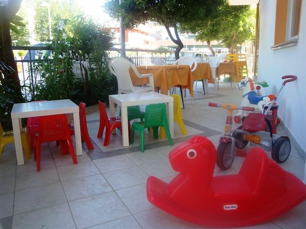 Hotel Graziana Riccione Extérieur photo