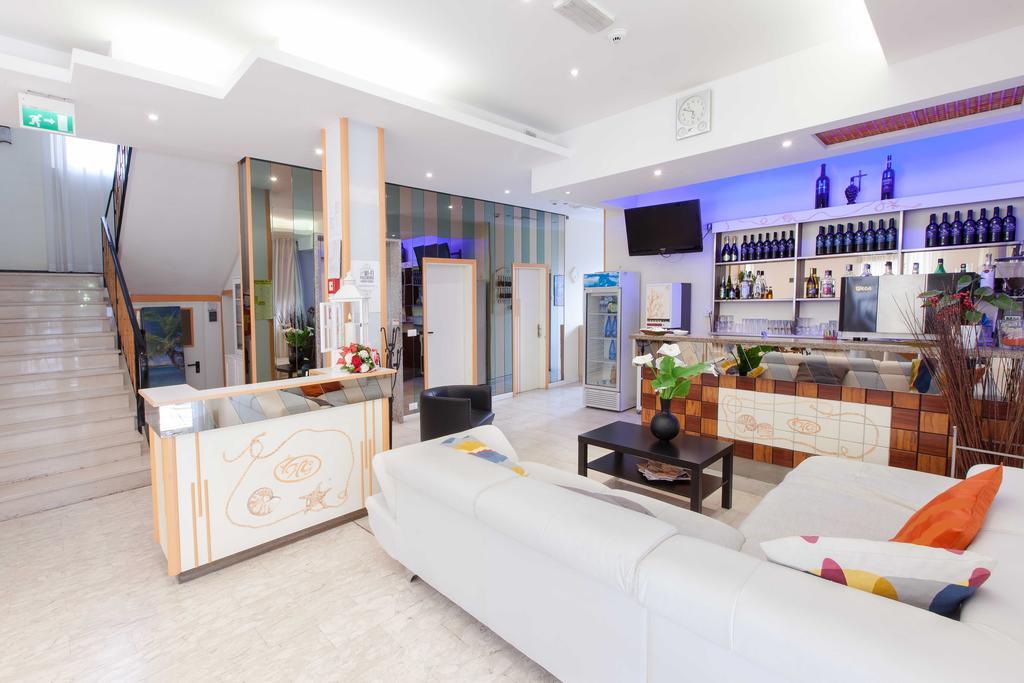 Hotel Graziana Riccione Extérieur photo