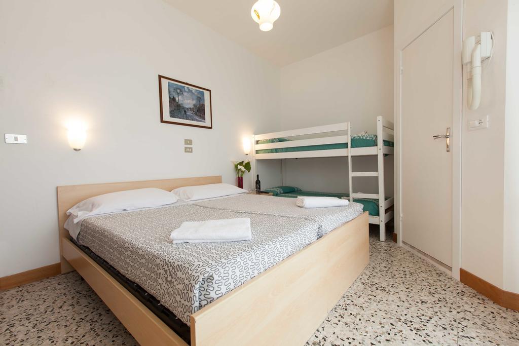 Hotel Graziana Riccione Extérieur photo