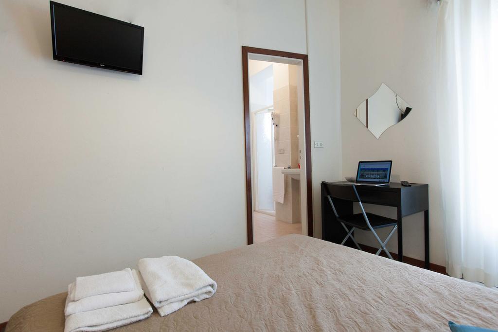 Hotel Graziana Riccione Extérieur photo